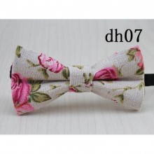 Галстук Бабочка SF Детская Бежевая с цветами, матовая, ширина 10 см. высота 6 см Bbk-2912