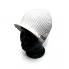 Женская шапка Dakine с дашком белая DK8680003